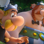 Kadr z filmu "Asterix i Obelix. Tajemnica magicznego wywaru" przedstawia głównych bohaterów filmu - Asterixa i Obelixa