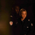 zdjęcie z filmu "Nocny konwój" przedstawiające kobietę i mężczyznę- policjantów